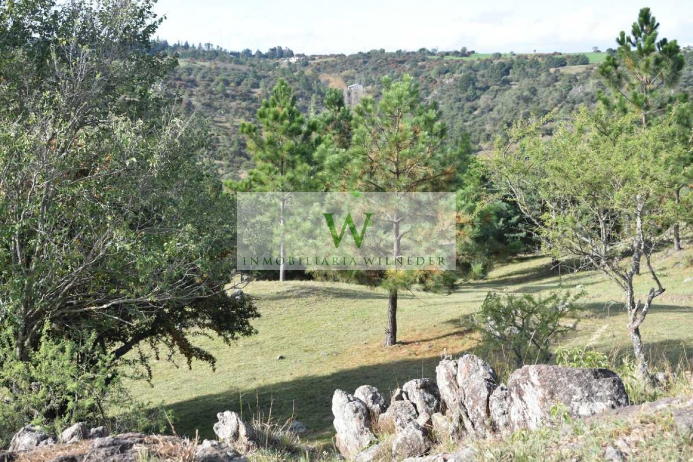  Atos pampa, fraccion 1 hectarea, contiene 3 arroyos , vista a las sierras 