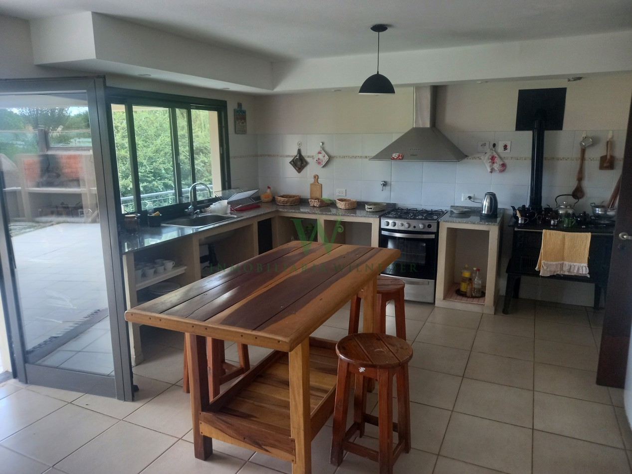 Casa en Club de Campo Altos del Corral de 343m2 , 5 dormitorios (COD 629)