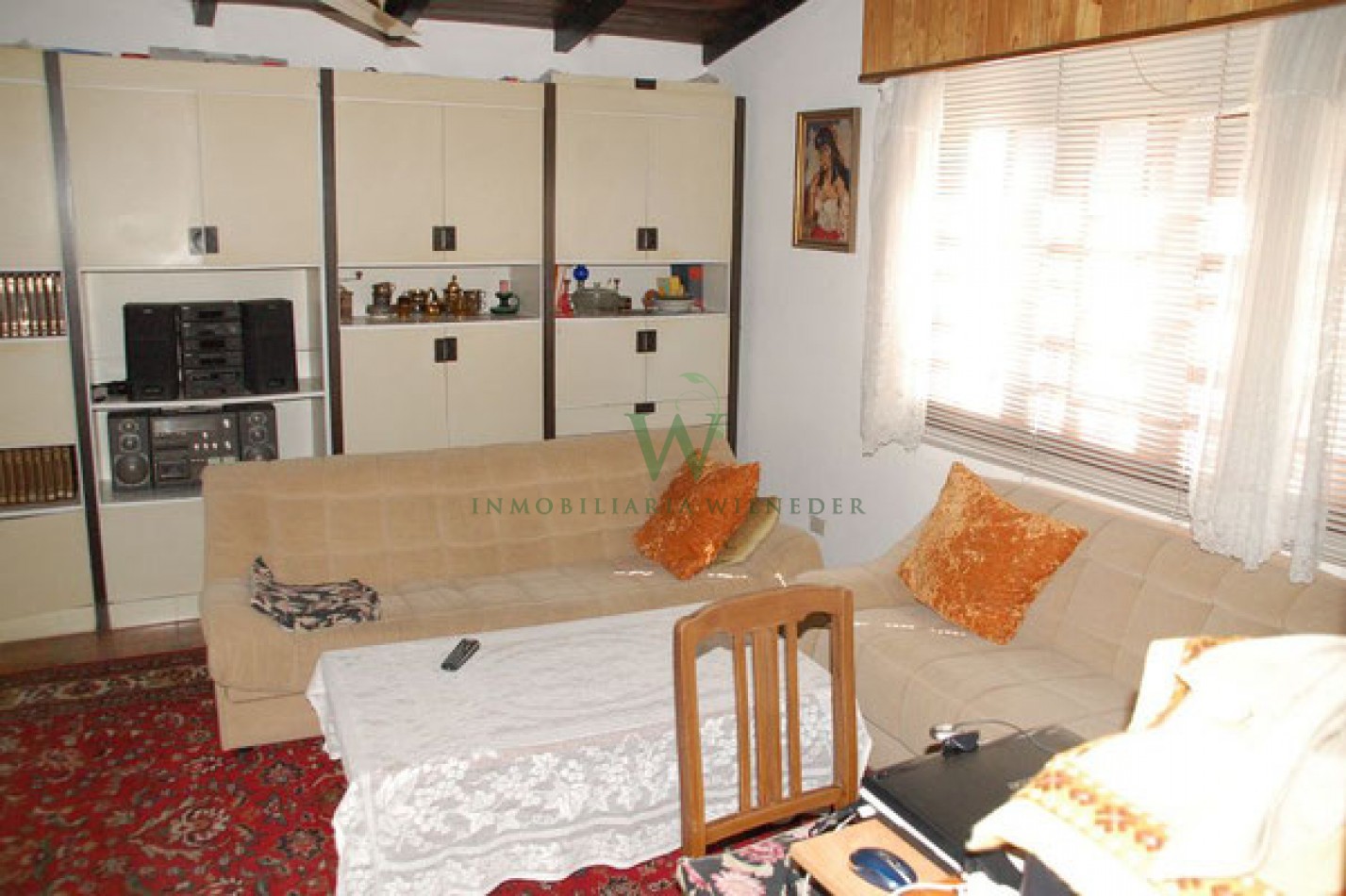 COD 658- Vivienda 2 dormitorios, parque de 2492m2, GAS NATURAL