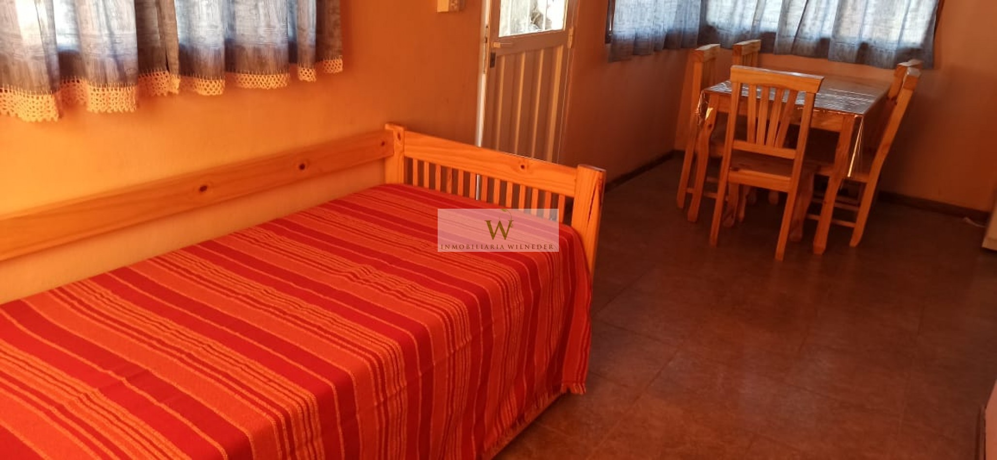  En venta 3 departamentos amoblados + piscina, Los Reartes, a 150m del rio 
