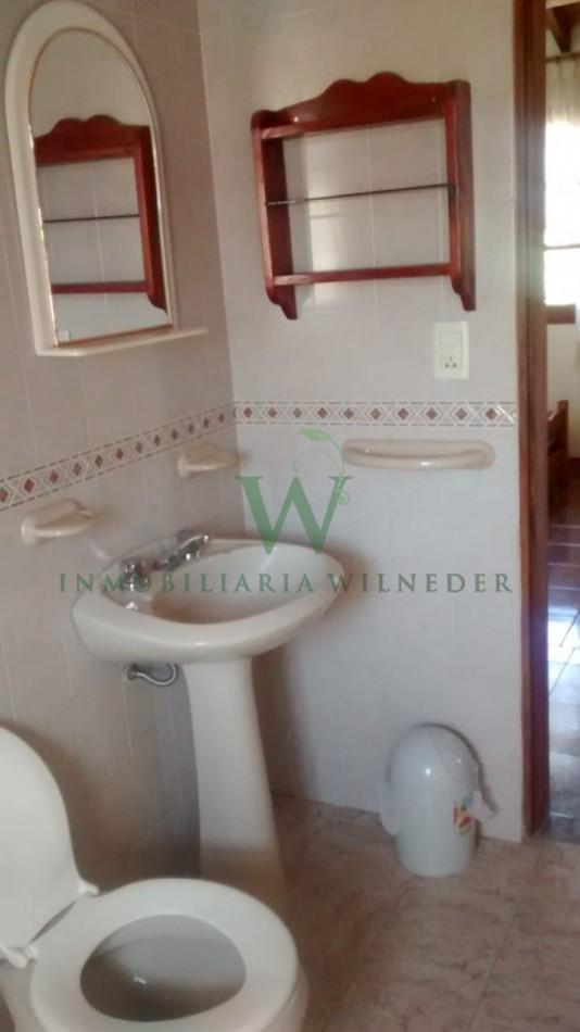 Casa frente al rio Los Reartes, zona de balneario (COD 489)