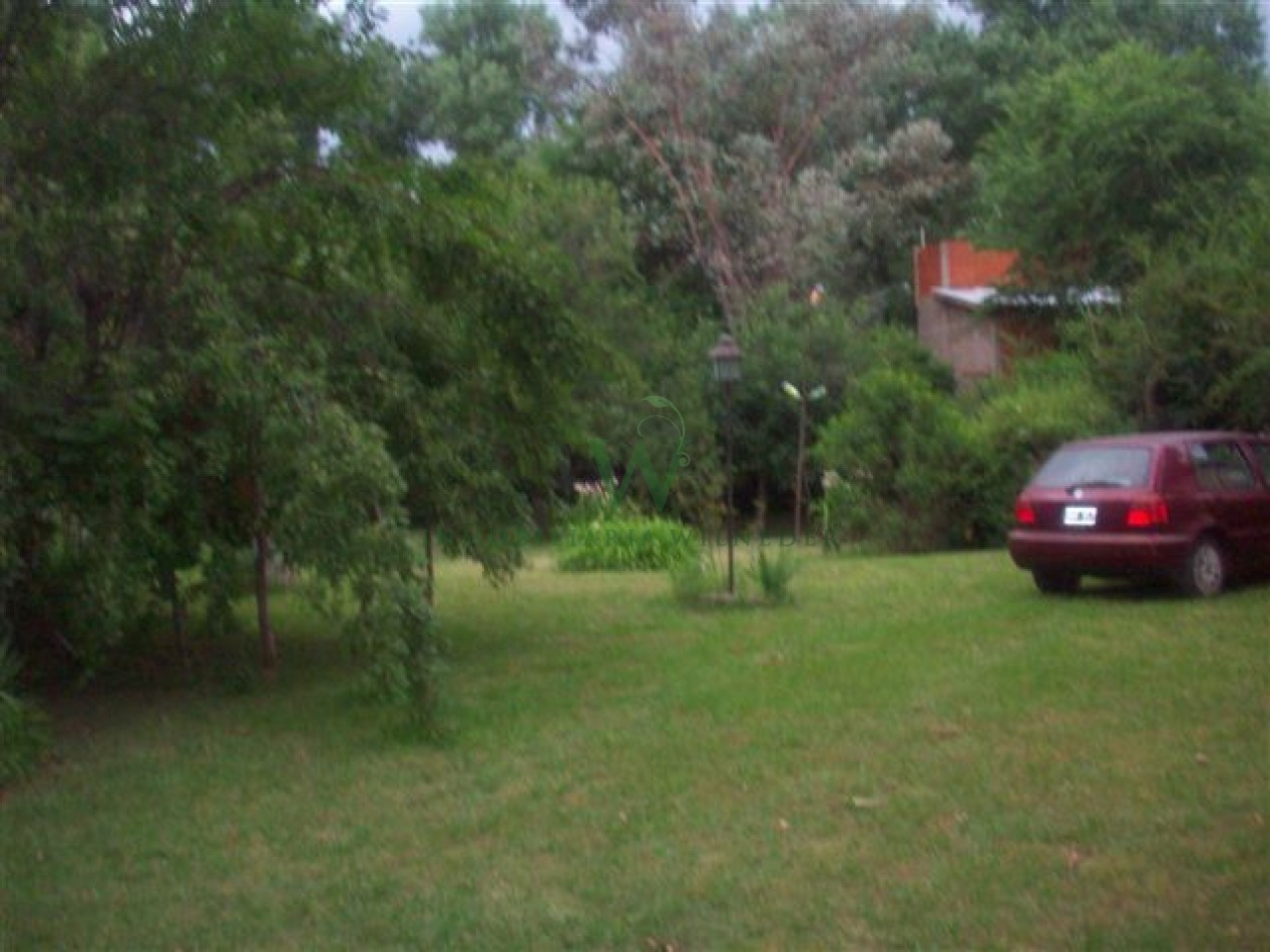 Casa 2 dormitorios, 1 baño, Villa Ciudad Parque a 150m del rio (COD 385)