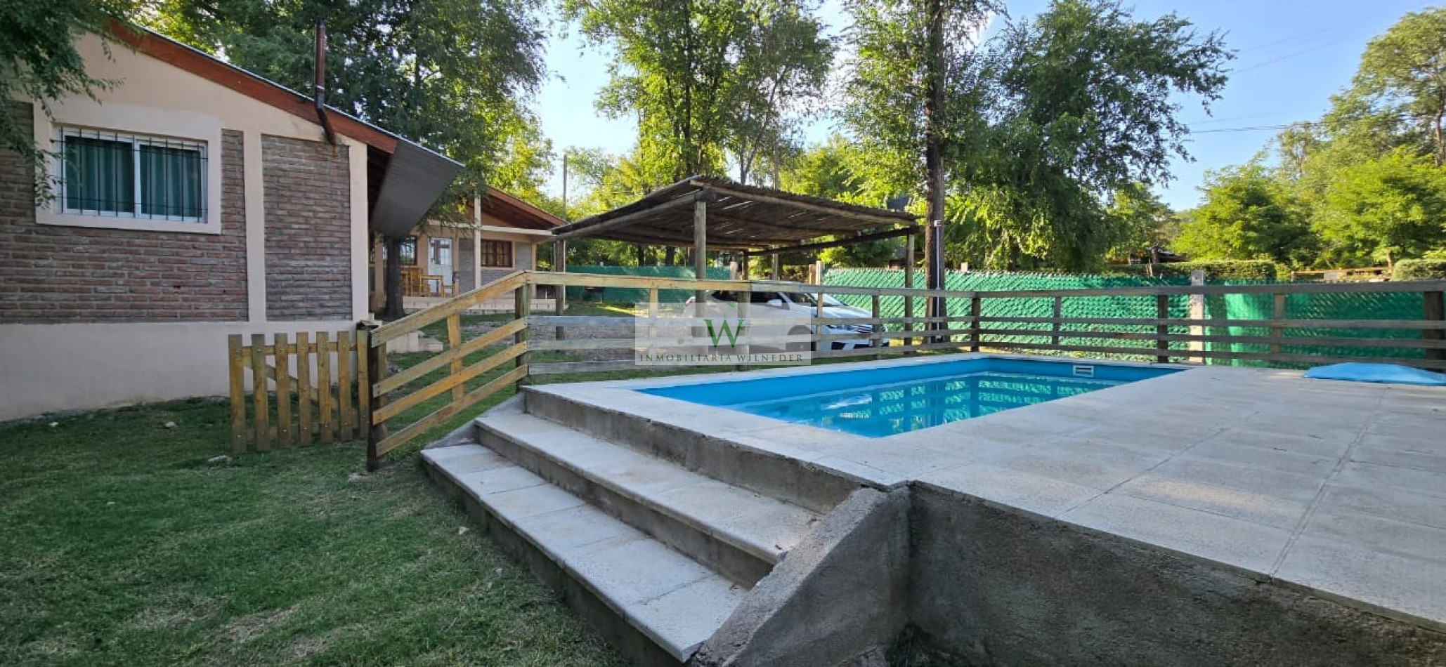  En venta 3 departamentos amoblados + piscina, Los Reartes, a 150m del rio 