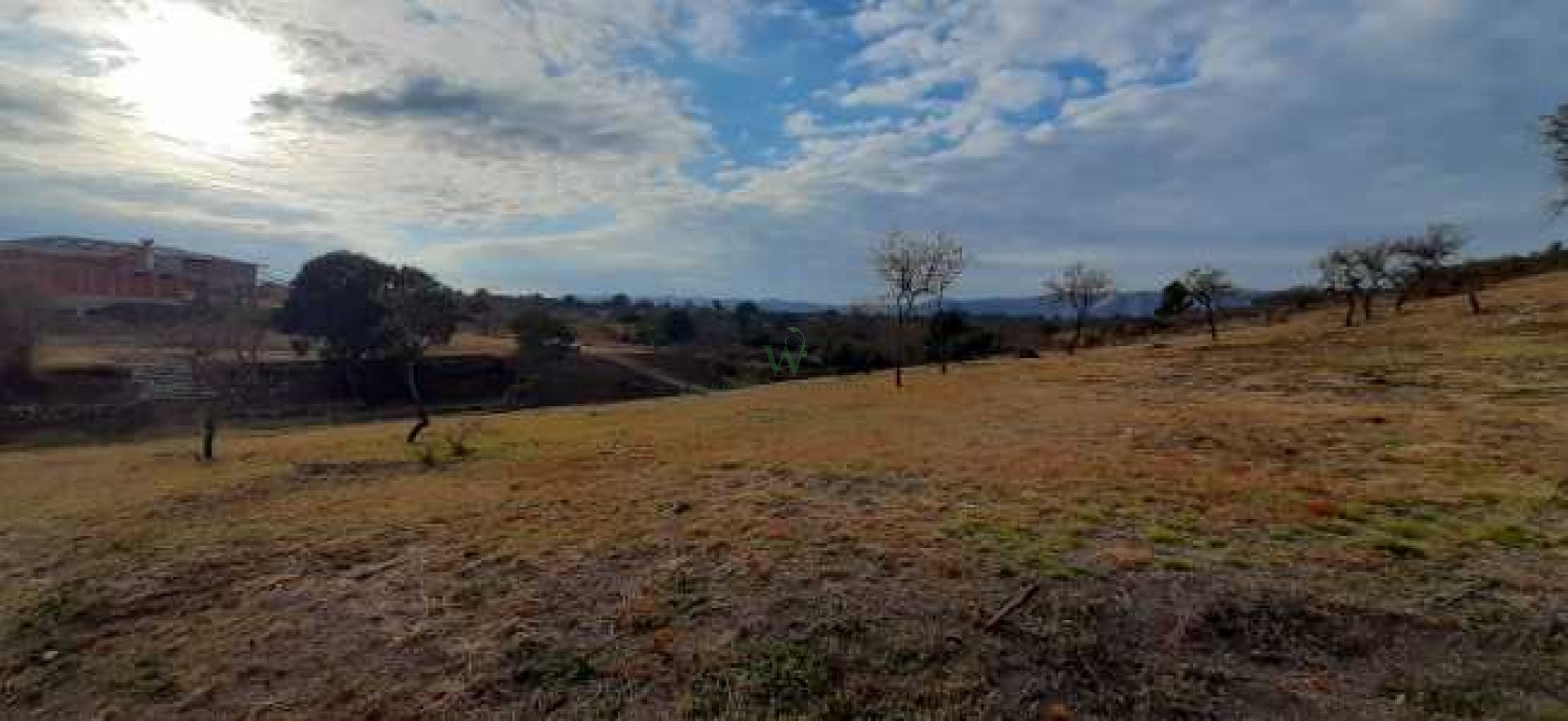 Terreno 9909m2 con costa de arroyo y vertiente, Villa General Belgrano 