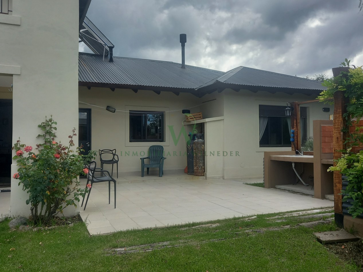 Casa en Club de Campo Altos del Corral de 343m2 , 5 dormitorios (COD 629)