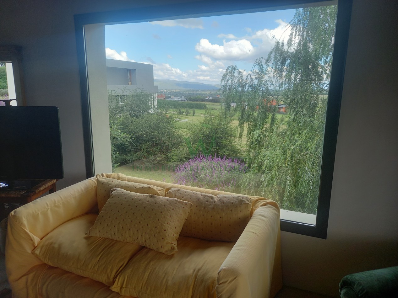 Casa en Club de Campo Altos del Corral de 343m2 , 5 dormitorios (COD 629)
