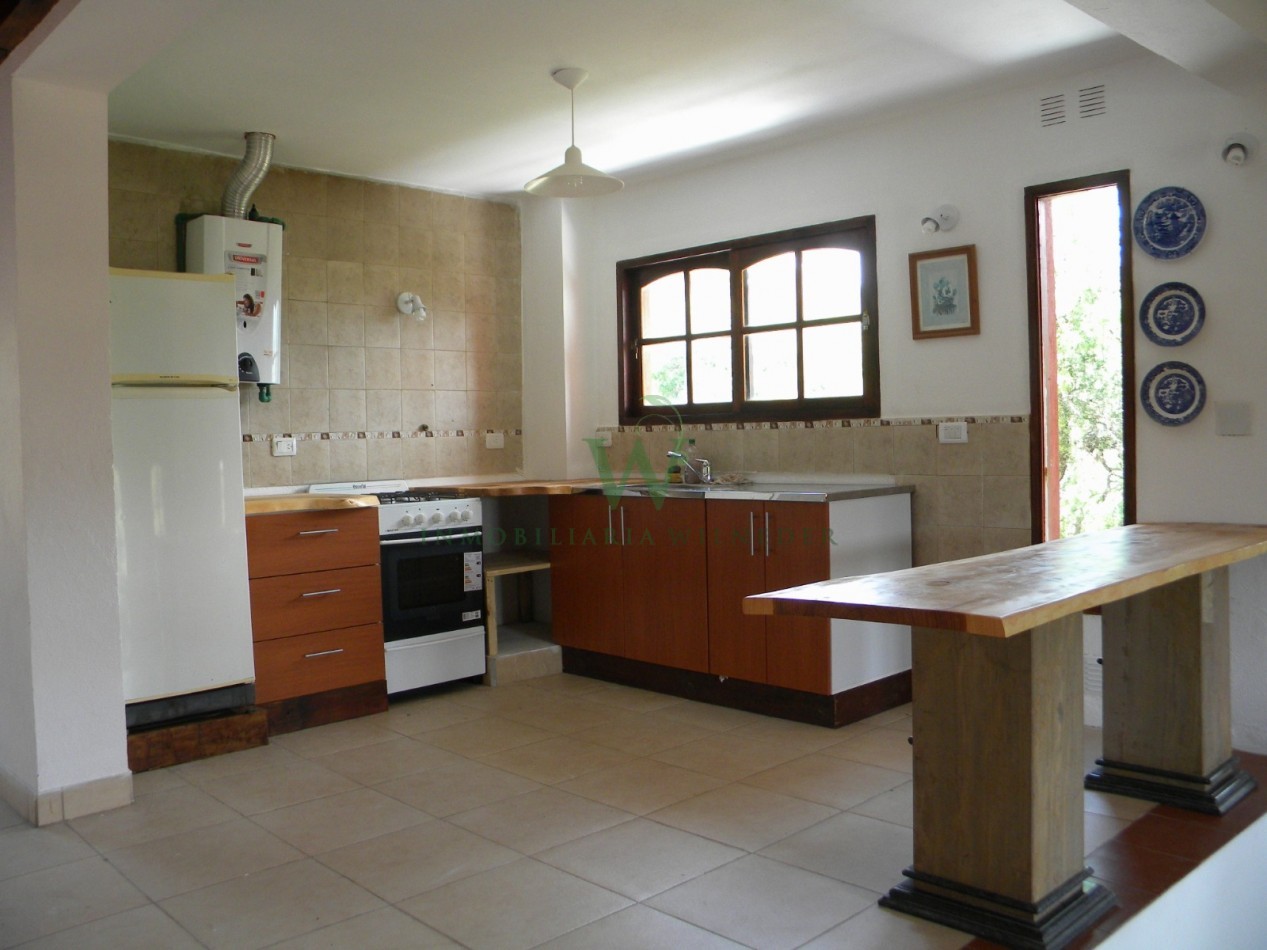 COD 660- Vivienda 2 dormitorios, 2 baños- Barrio Las Lagunitas