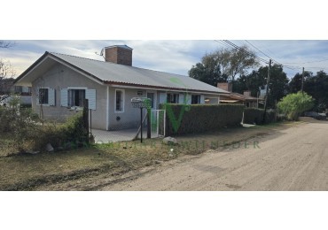 COD 661- Vivienda 3 dormitorios con gas natural