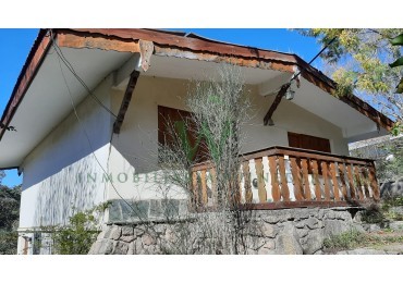 La Cumbrecita,  inmueble en pleno centro con salida al rio (COD 600)